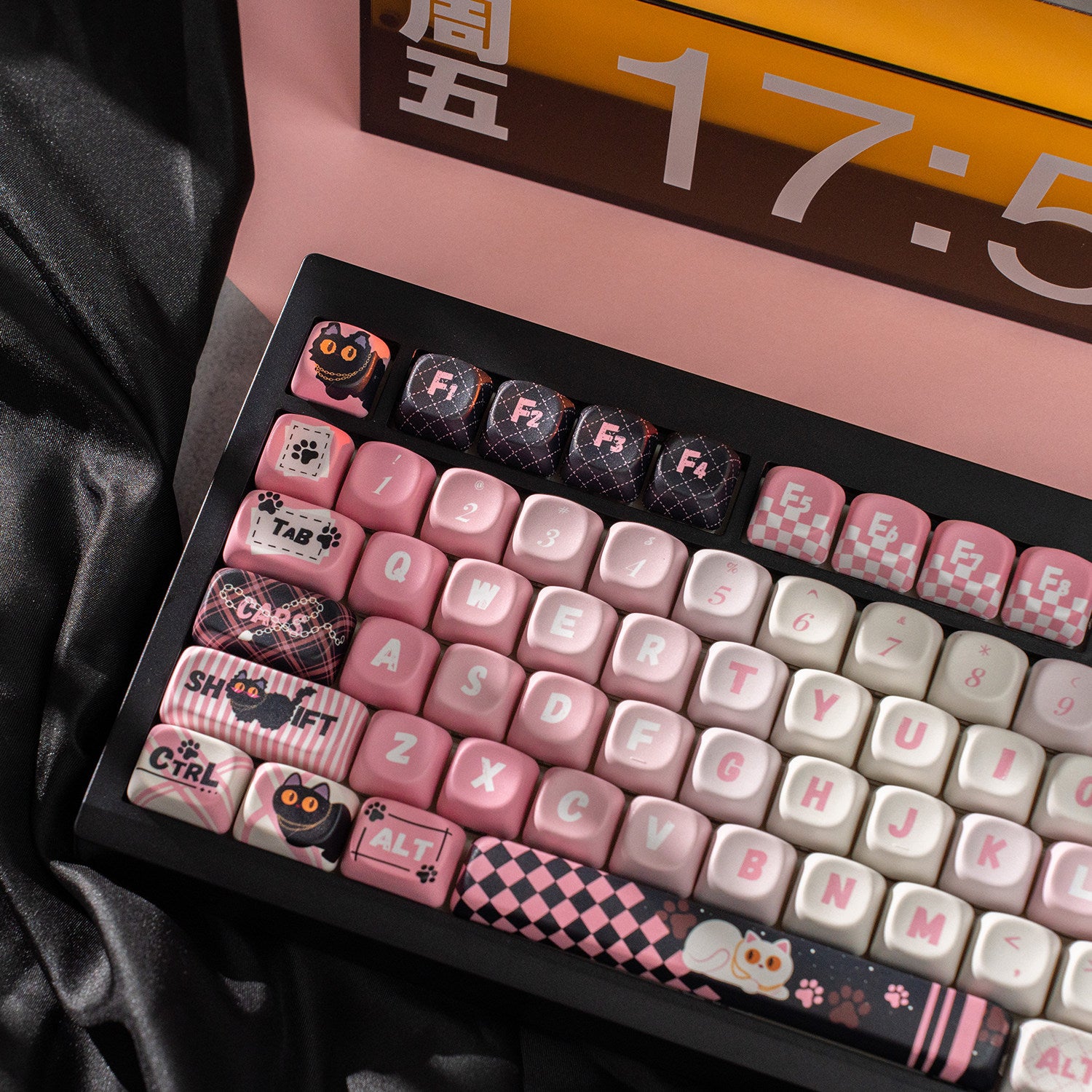 "Dark Charm Kitty" Sweet-Cool Pink & Black MOA Profile PBT Keycap Set