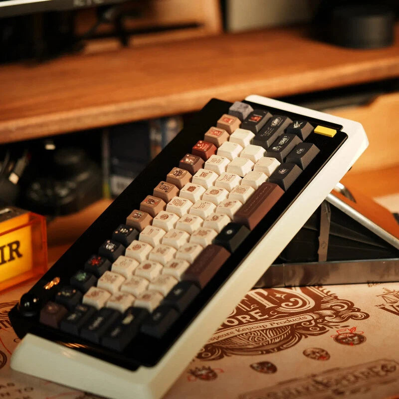 Shakespeare's Ace Keycap
