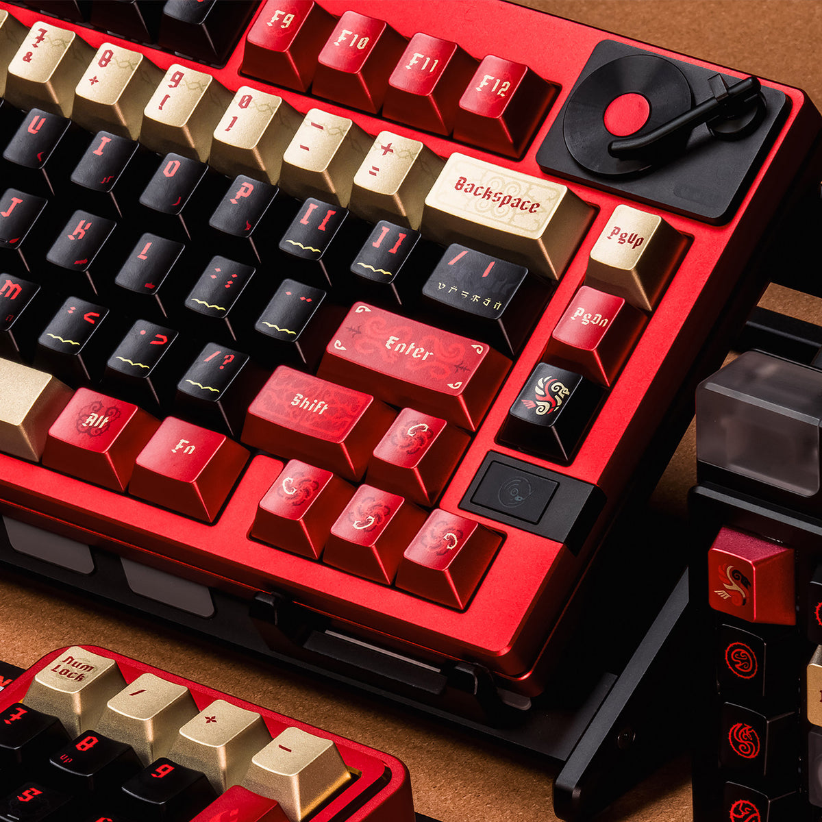 "Thorns & Crimson" Metallic Lacquer PBT Keycap Set (Cherry Profile / 144 Keys / Mintcaps)